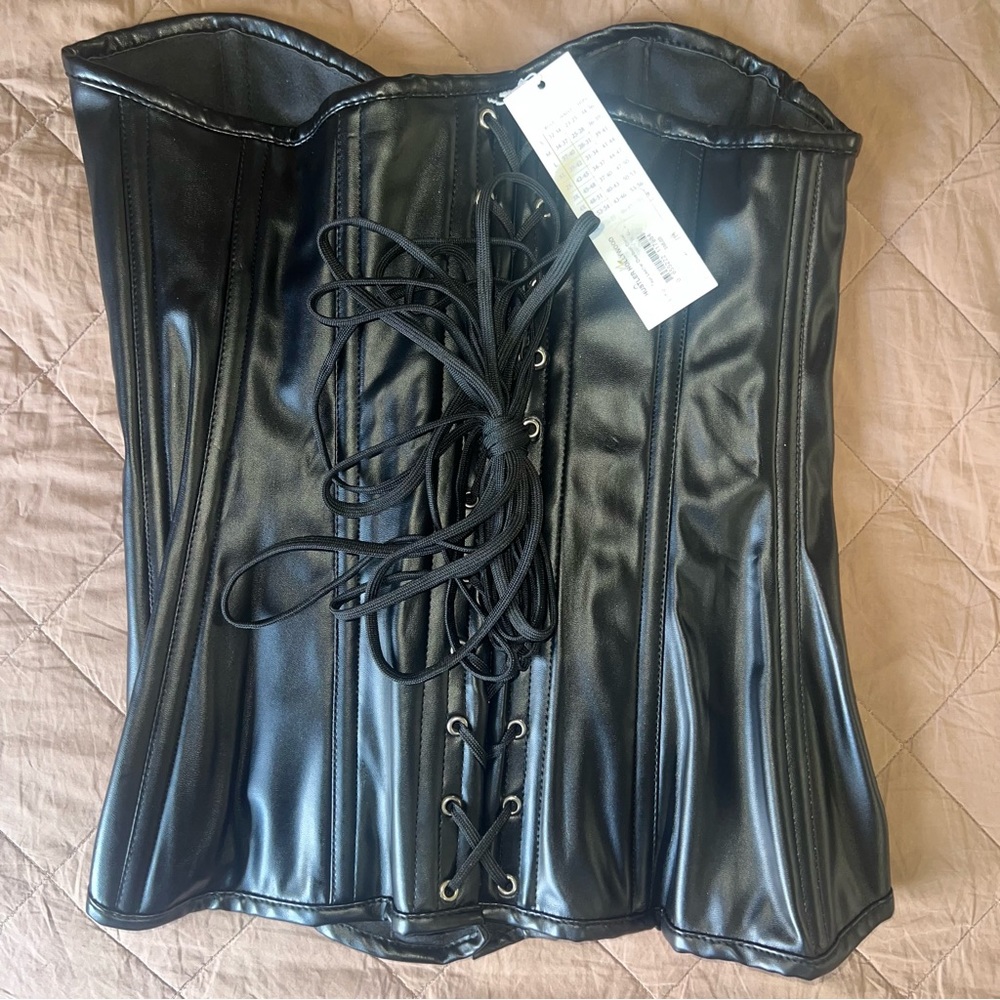 Leather bundle - Picture 4 of 8